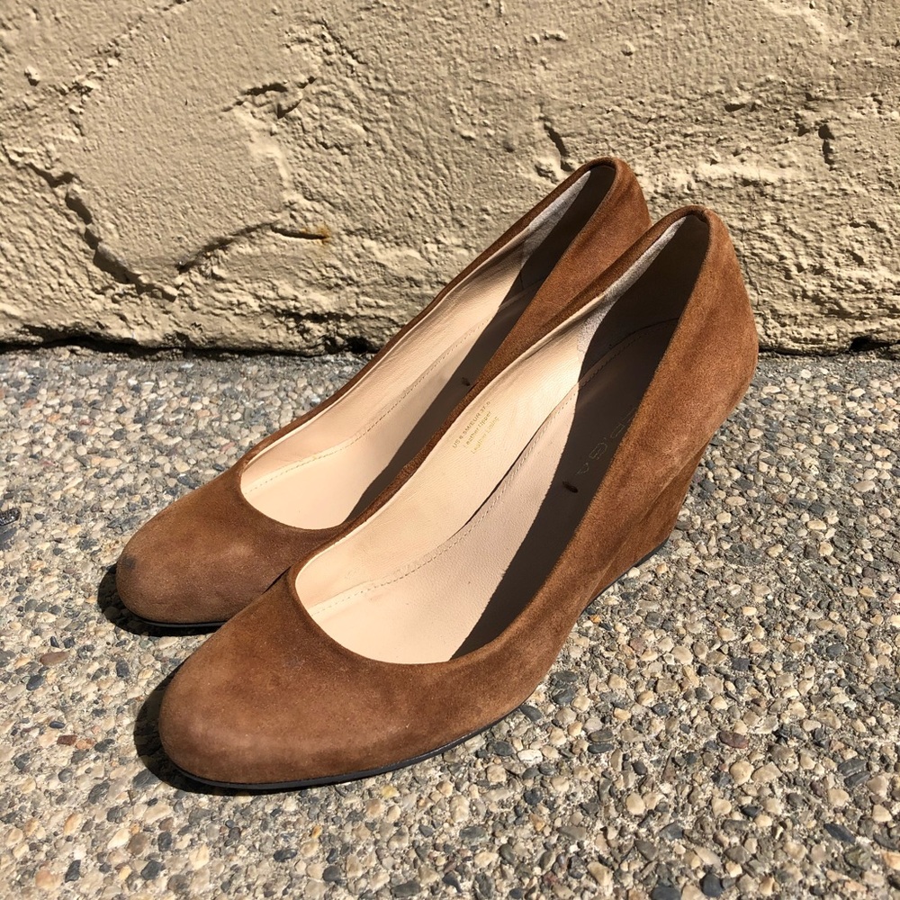 Via Spiga Suede Wedges